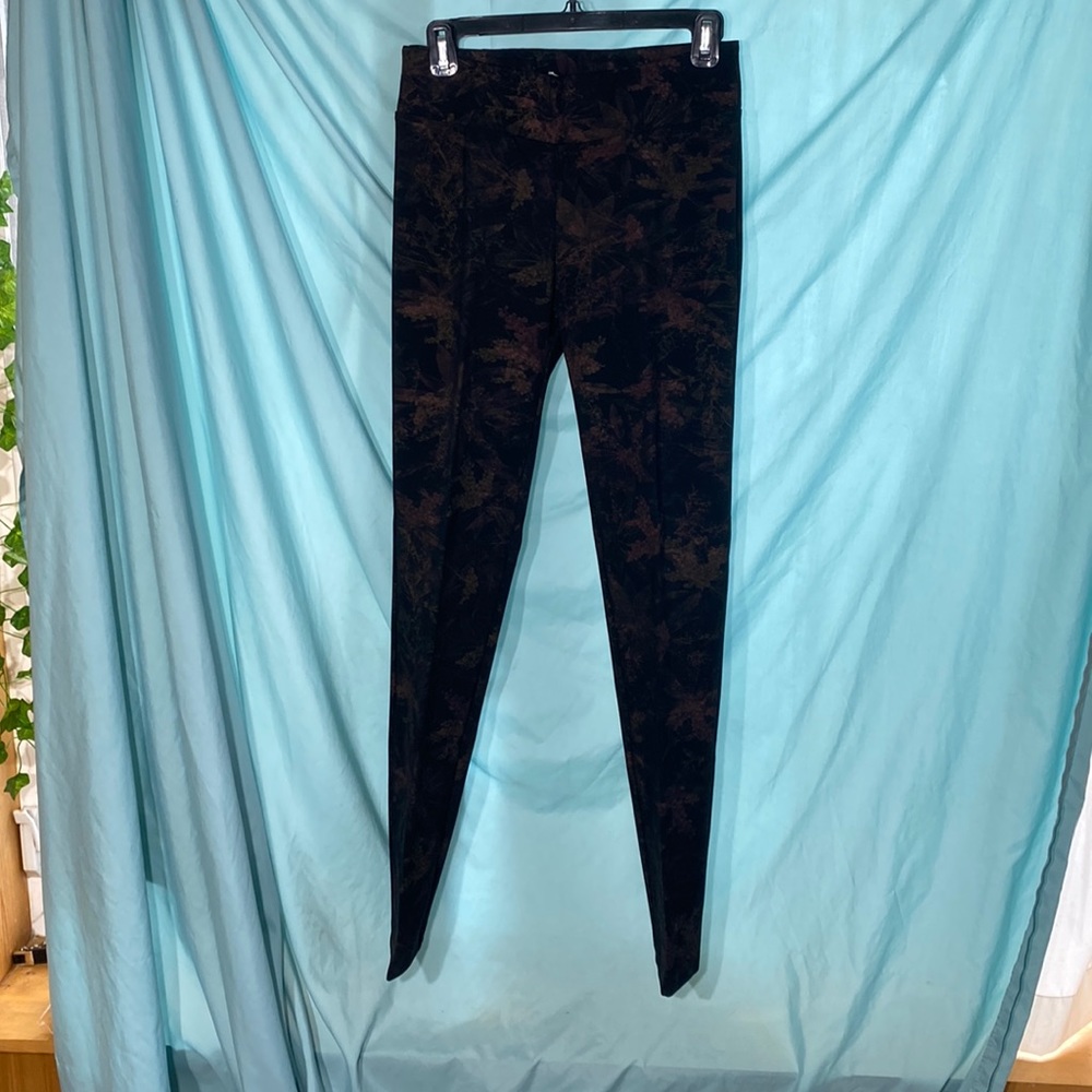 Size 6 floral stretchy pants
